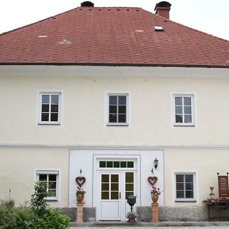 Gutshof Bartl 1 Apartment Klagenfurt am Woerthersee Exterior foto