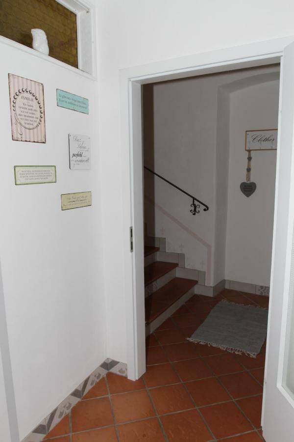Gutshof Bartl 1 Apartment Klagenfurt am Woerthersee Exterior foto