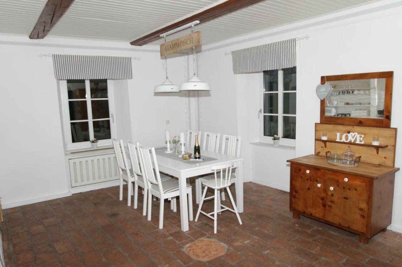 Gutshof Bartl 1 Apartment Klagenfurt am Woerthersee Exterior foto